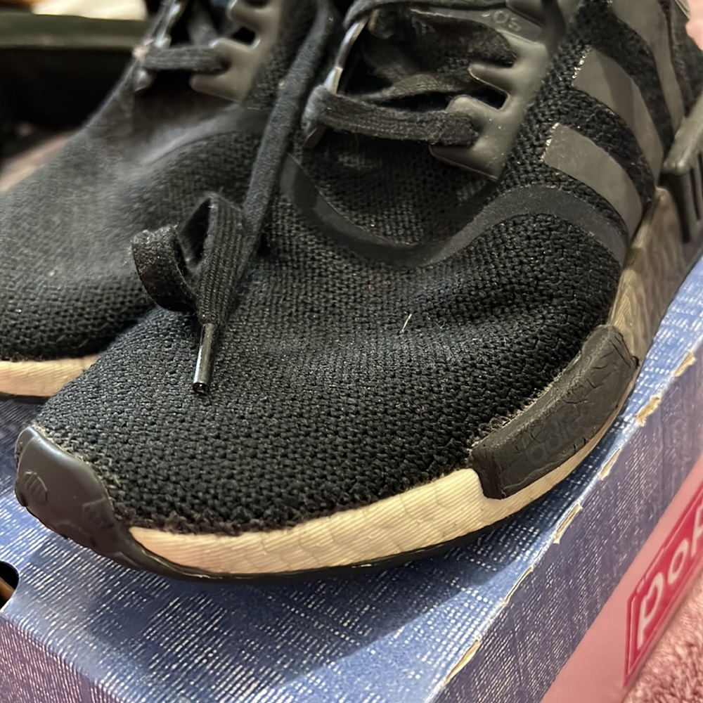 Adidas NMD SIZE 8.5 - Picture 3 of 6